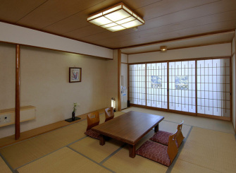 日系餐厅榻榻米实景